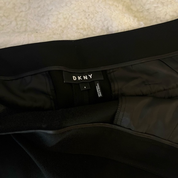 Women's Button-Trim Wide-Leg Sailor Pants - Picture 5 of 5